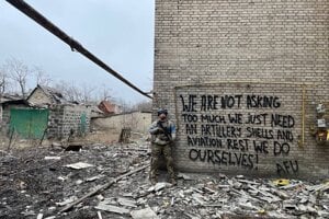 Fico prispieť Ukrajine na muníciu odmietol. Slováci už vyzbierali 1,5 milióna a preskakujú sumou iné štáty