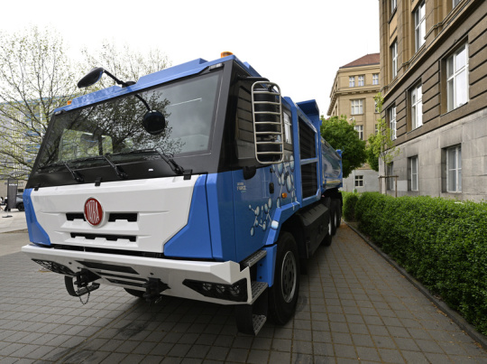 Tatra Trucks získala mezinárodní cenu Red Dot za vozy Tatra Force třetí generace