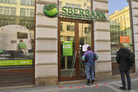 Asi 31.000 klientů Sberbank CZ si nevyzvedlo pojištěné vklady za 258 mil. Kč