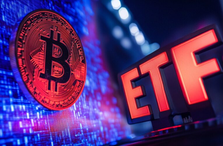 Spotové Bitcoin ETF opět ožívají s druhým dnem přílivů přes 900 milionů dolarů